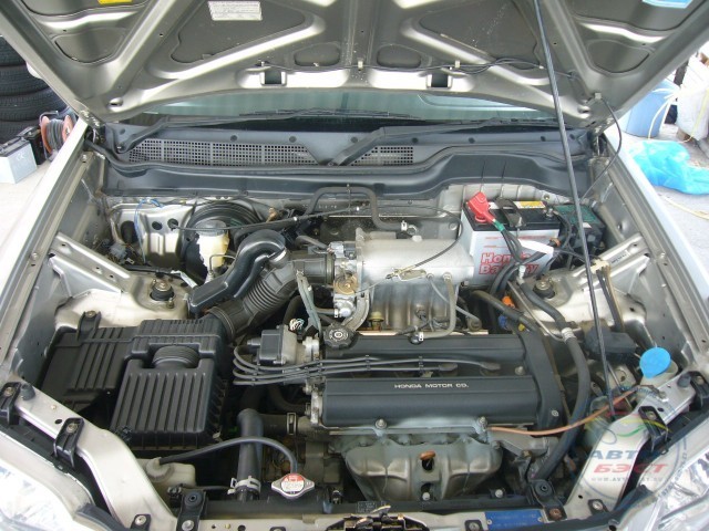 Двигатель хонда срв рд1 купить. Honda CRV 1996. CRV rd1 подкапотка. Хонда CRV 1 поколения моторный отсек. Honda CRV rd1 мотор левый руль.
